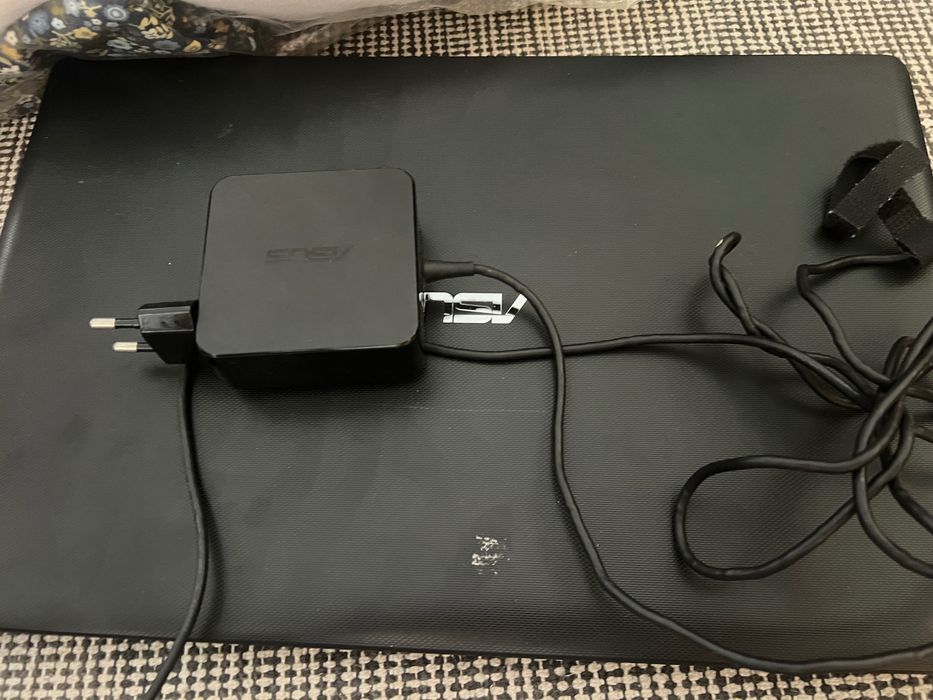 Vendo Portátil ASUS