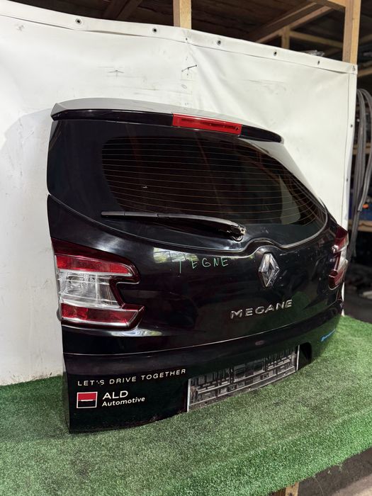 Кришка багажника renault megane 3 рено меган ляда двері