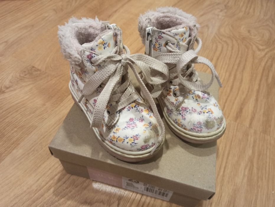 Traperki NELLI BLUCM White 23 zimowe