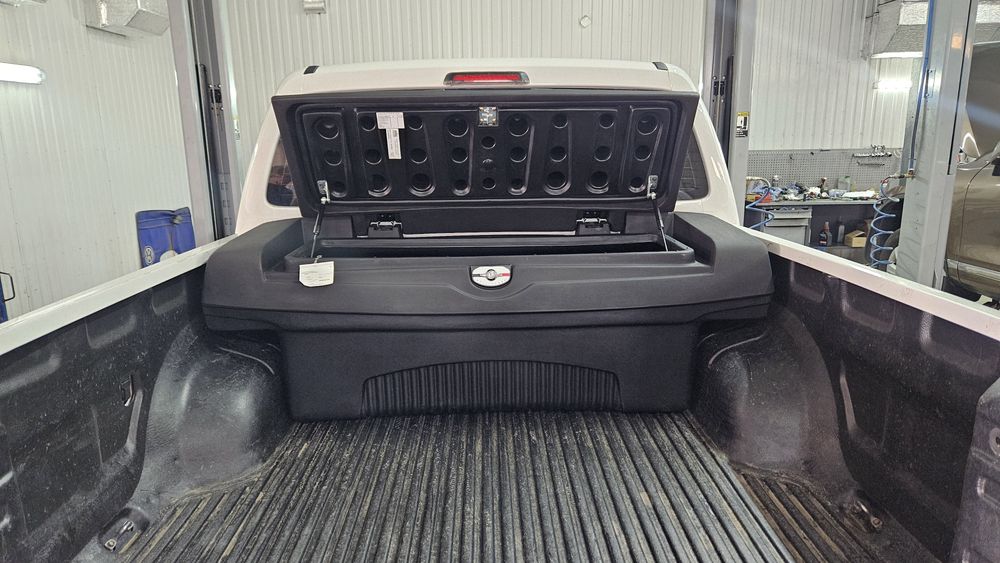 Ящик для инструмента Volkswagen Amarok