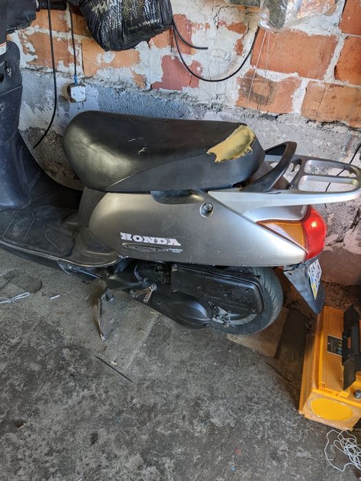 Хонда леад японець