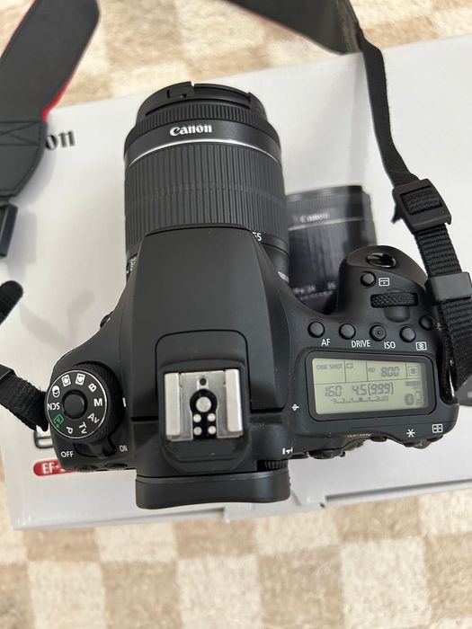 Máquina fotográfica Canon 90 D (32.5mp) + objetiva