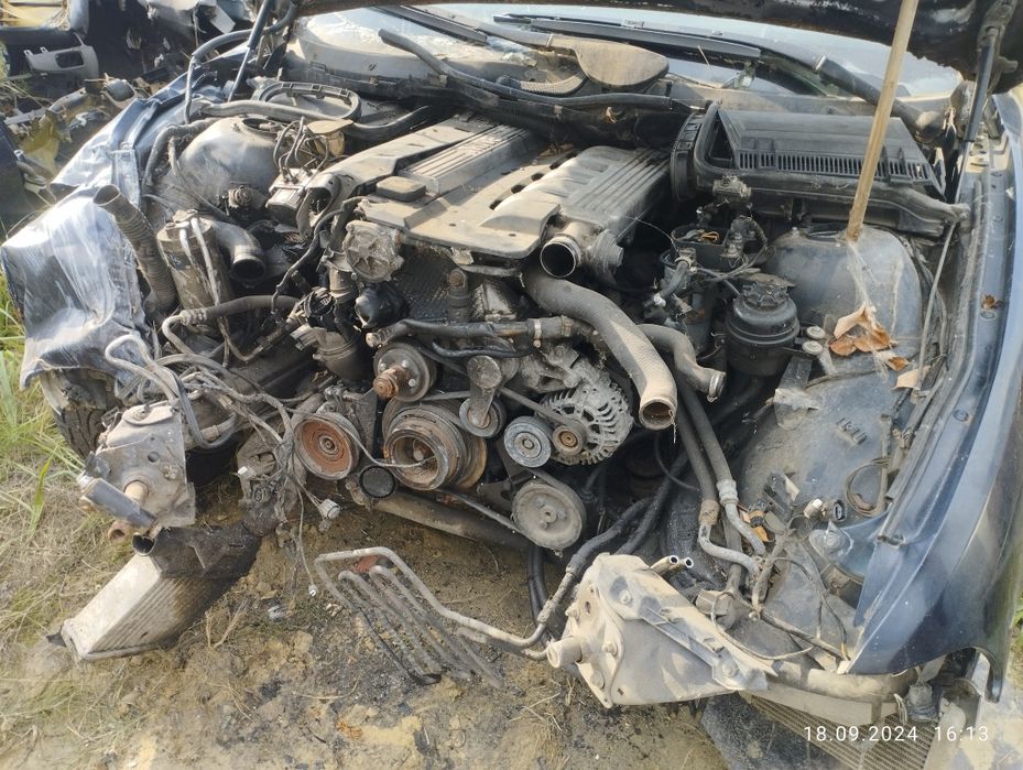 BMW e39 розборка