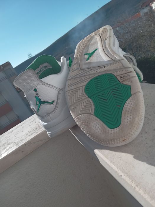 Jordan 4 branca e verde original