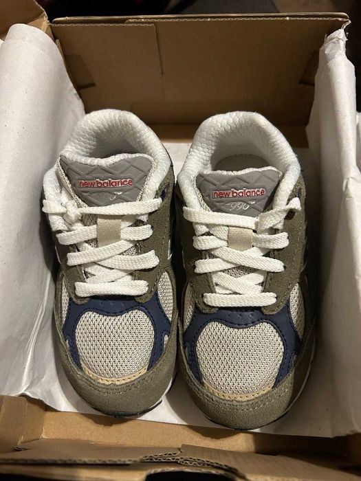 Дитячі кросівки New balance 990 V3 infant розмір 21