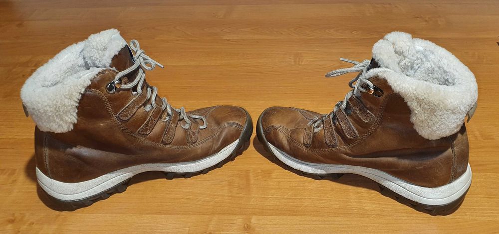 Skórzane wodoodporne trapery TIMBERLAND, stan BDB, rozm. 40 / 26 cm