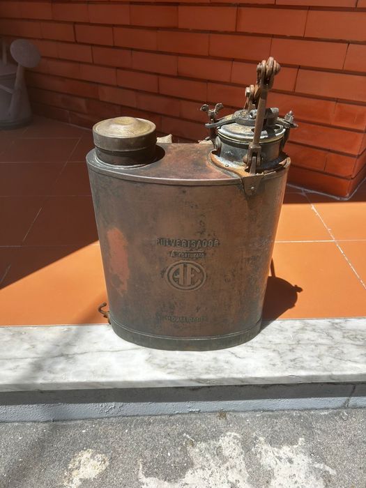 Pulverizador em cobre