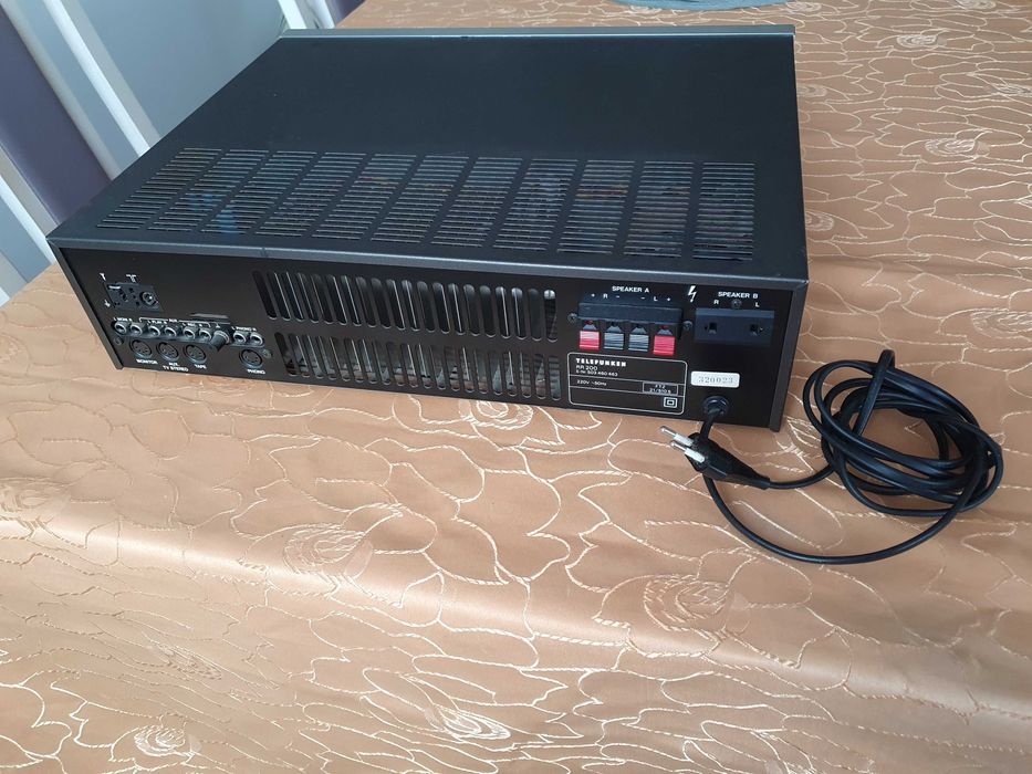 Amplituner telefunken RR200