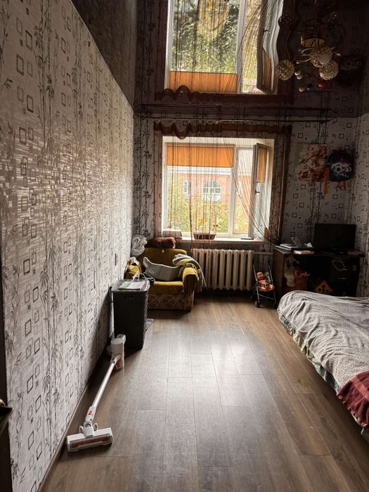 Продаж 2 кімнатної квартири в м.Сміла.