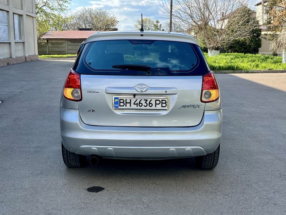 Продам Toyota Matrix 1.8л. Автомат.