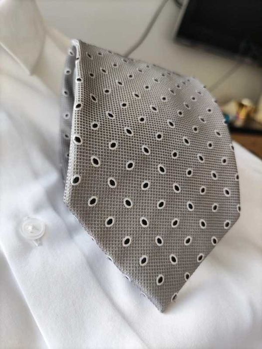 Krawat nowy bez metki