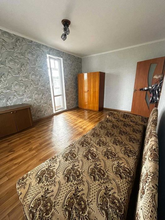 Продаж 1к.квартири,район Площа 31.1 кв.м.Виставка.