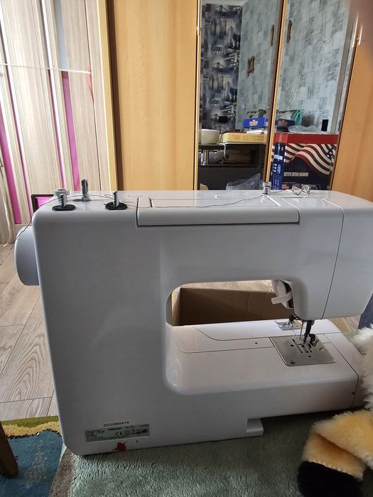 Швейна машинка medeon