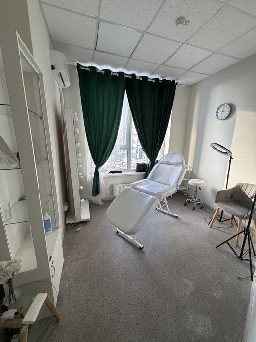 Оренда кабінету  (ЖК Зарічний, Осокорки/Славутич)