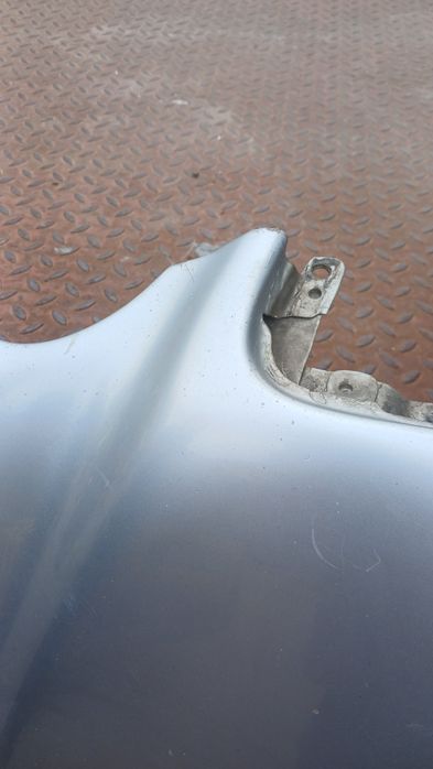 Капот Mercedes w211