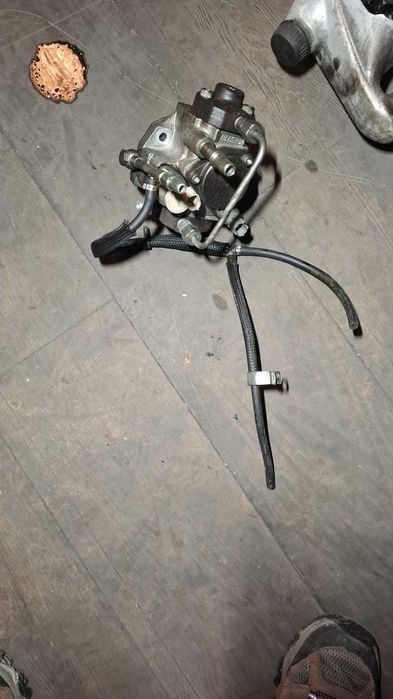 Injetores NOVOS Opel Astra 1700 CDTI + Bomba + Régua injeção