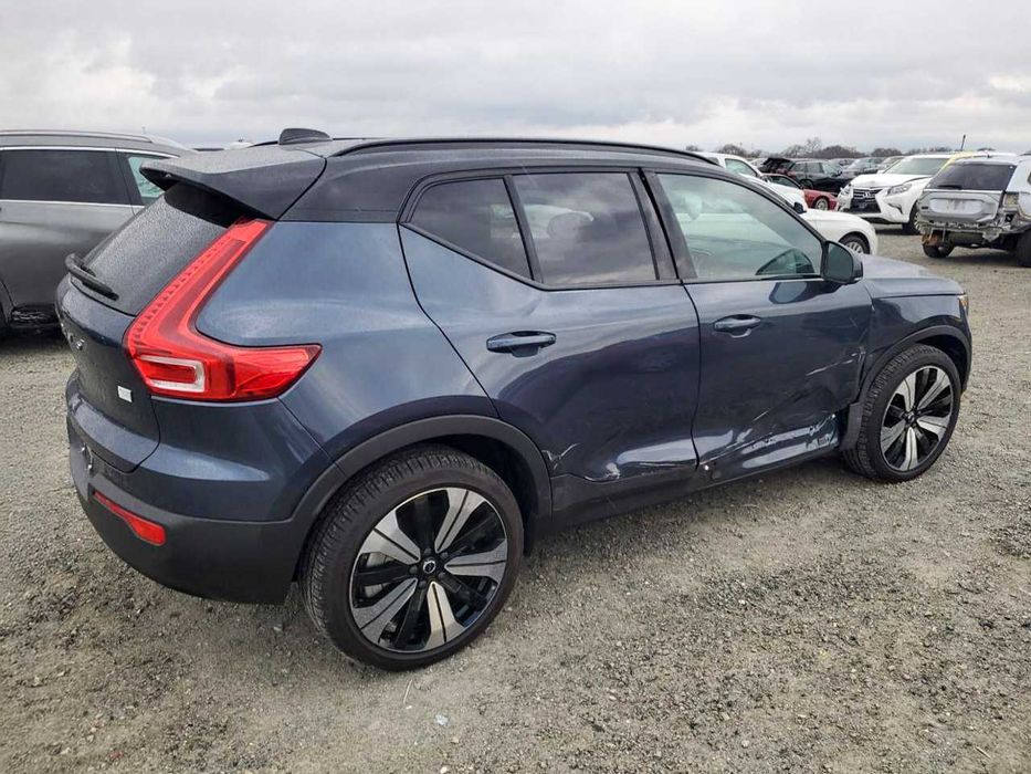Volvo XC40 Recharge Pure P8 Vin code YV4ED3UB2N2711991 він код