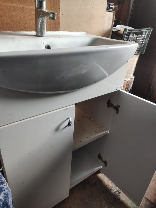 Тумбочка для ванной.