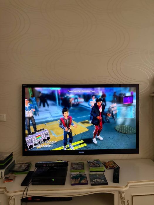 Xbox 360 E +Kinect