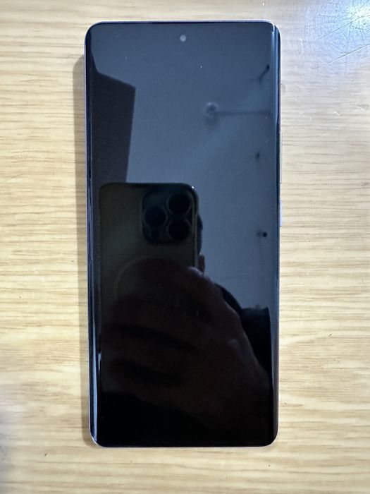 Продам телефон Realme 12 Pro 8/256