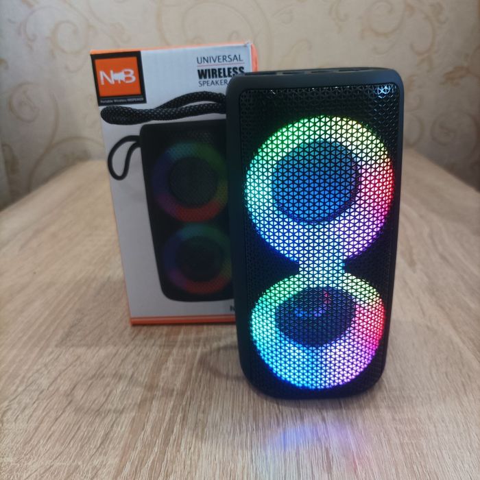 Мощная беспроводная Bluetooth колонка NB-041 со светомузыкой