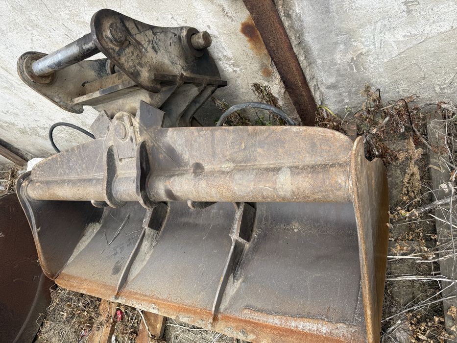 Łyżka skarpowa SW48 hydrauliczna koparka liebherr
