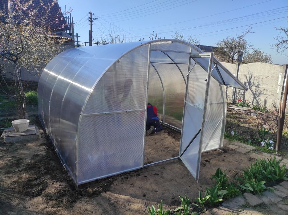 Теплиця або каркас в Запоріжжі
