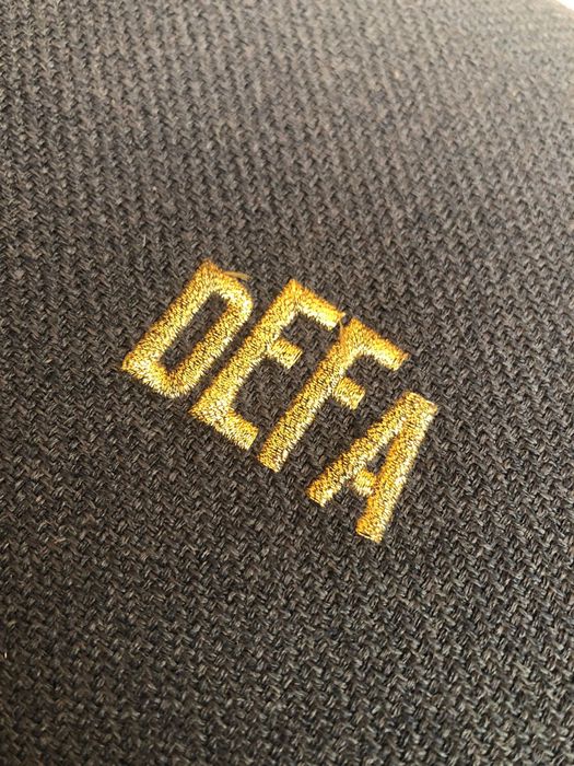 Almofada Lombar, DEFA