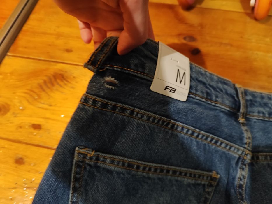 Spodnie jeansowe M MomsFit