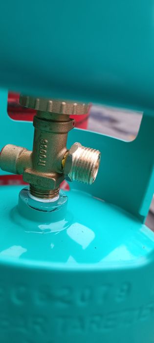 газ пропан  балон турист 12л