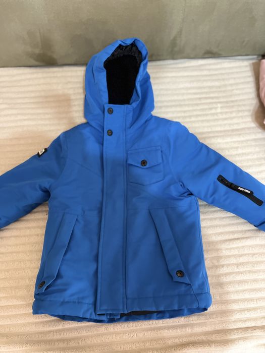 Зимняя куртка на мальчика