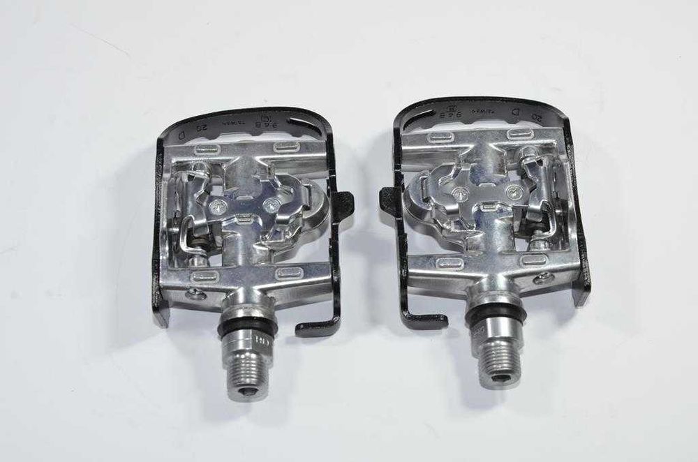 Pedały rowerowe spd platformy wellgo wpd 95b z blokami bloki