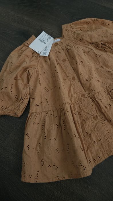Дуже красива сукня Zara 98см
