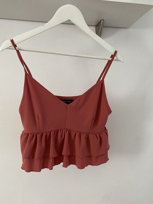 Topik z falbankami letni damski