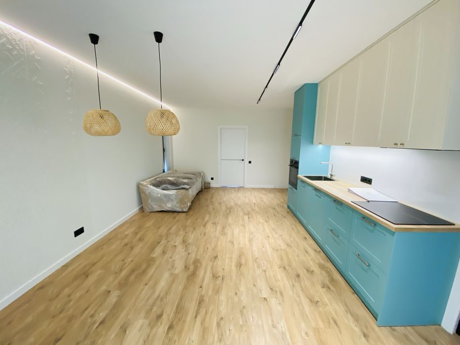 Продаж сучасного нового будинку з ремонтом. Працюємо по програмах.