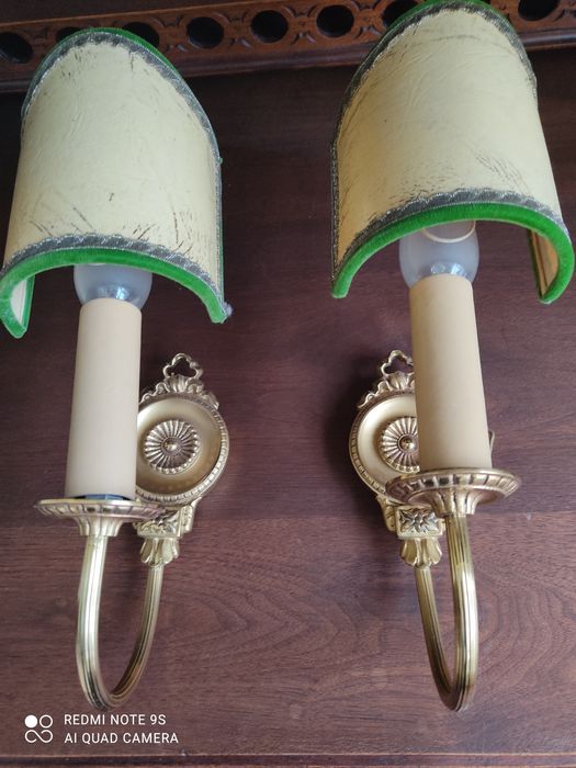 Dwa piękne kinkiety