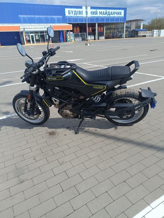 Husqvarna Svartpilen 401 2019