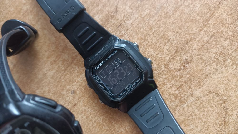 Sprzedam zegarki casio