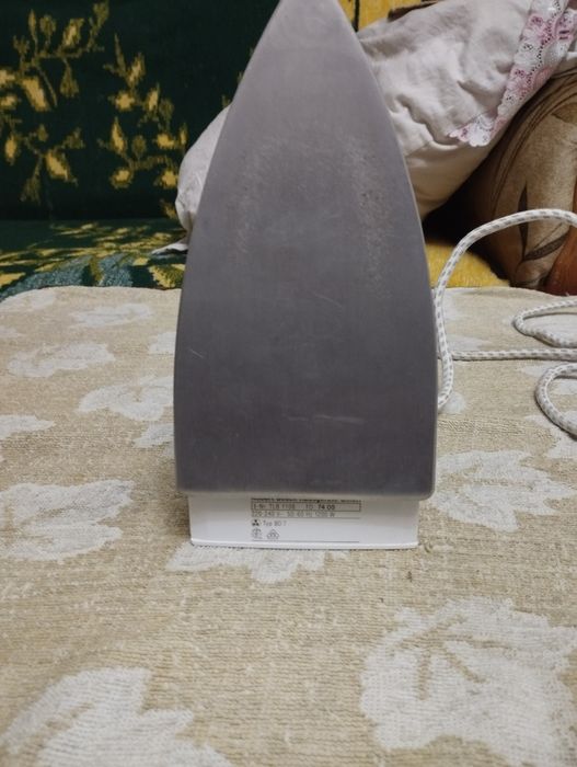 Продам утюг як новий