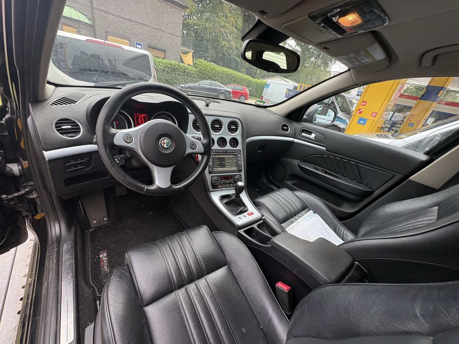 Alfa Romeo 159 2.2 jts kolor 601 ksenon skóra alufelgi 17