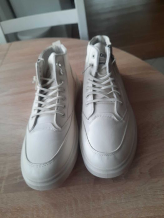 Buty męskie sportowe