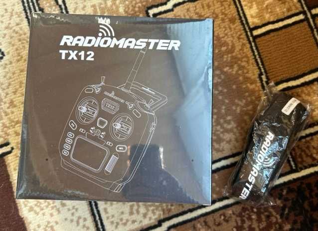 Radiomaster TX12 MKII ELRS M2 + ремінец.