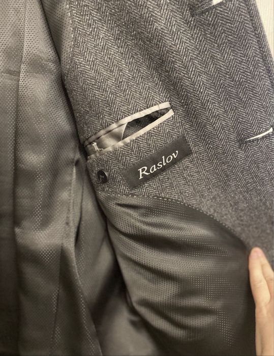 Пальто виробник Україна Roslav шерсть розмір 56