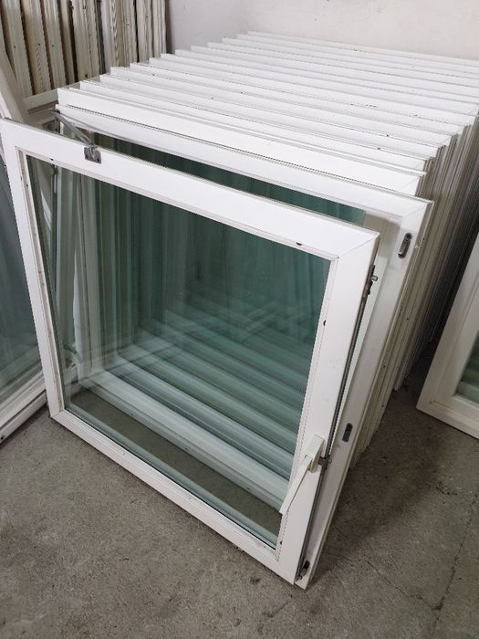 Okna z Niemiec inwentarskie gospodarcze obora 105x100 dowóz cały kraj