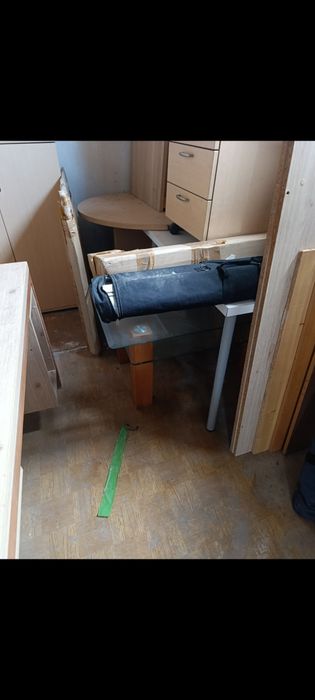 Komoda meble stół
