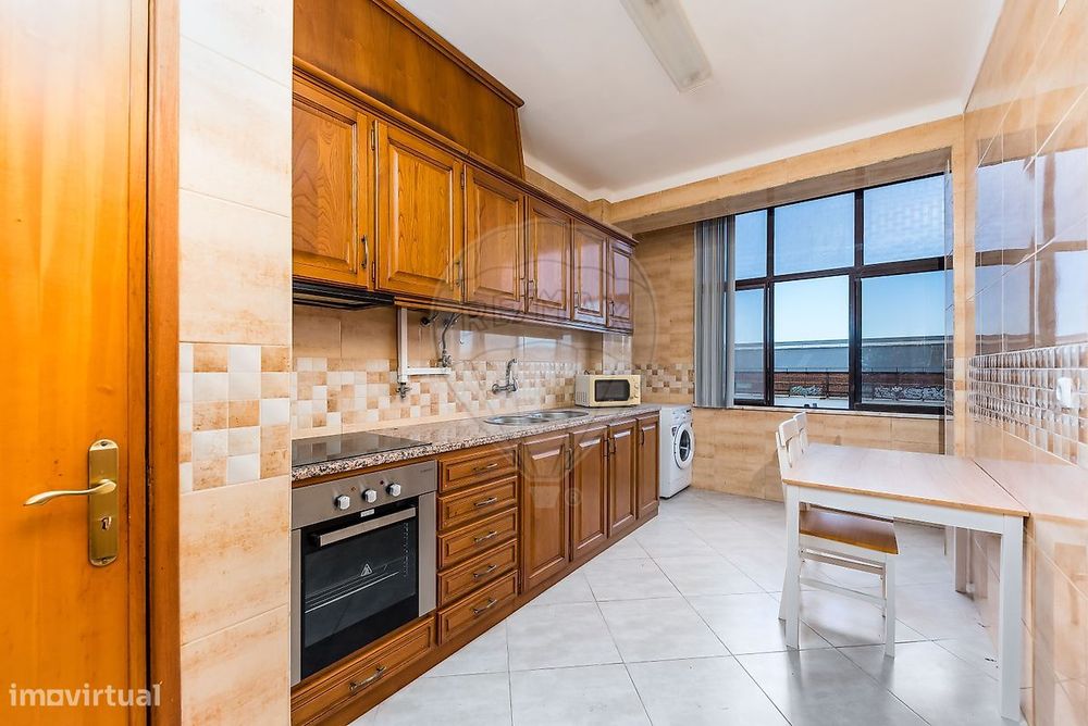 Apartamento T3 para venda — Barreiro E Lavradio, Setúbal