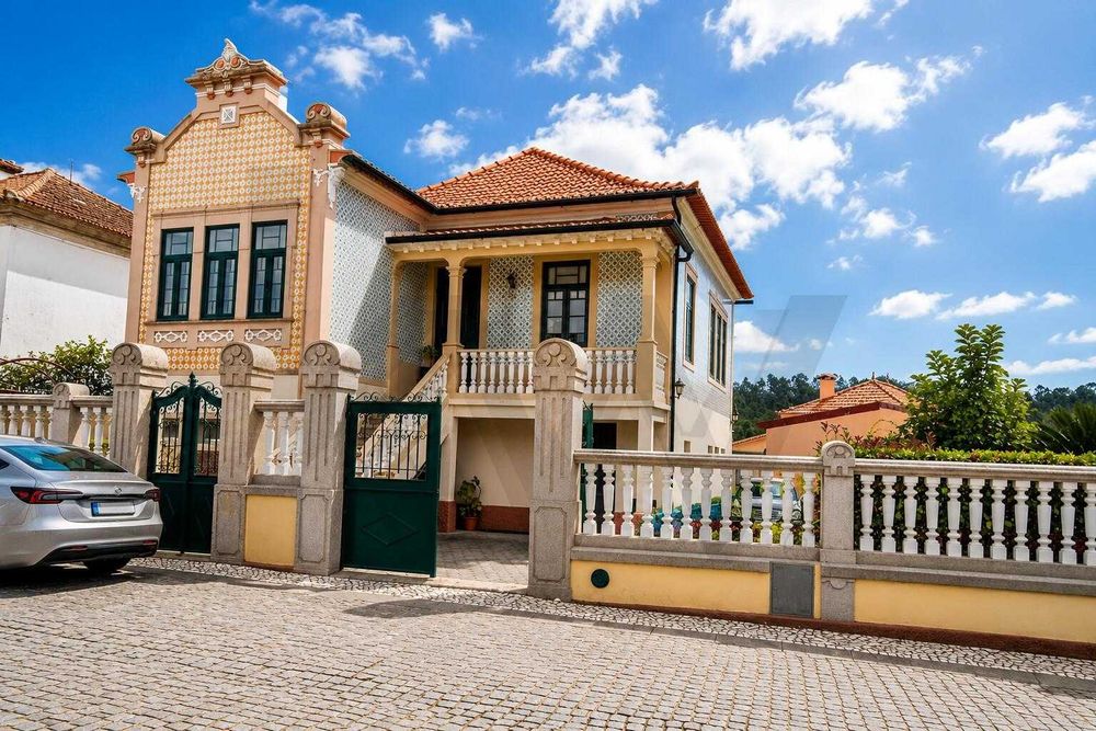 BAIXA DE PREÇO | Moradia de Charme | Albergaria-a-Velha | 1.871 m² | 310.000 €