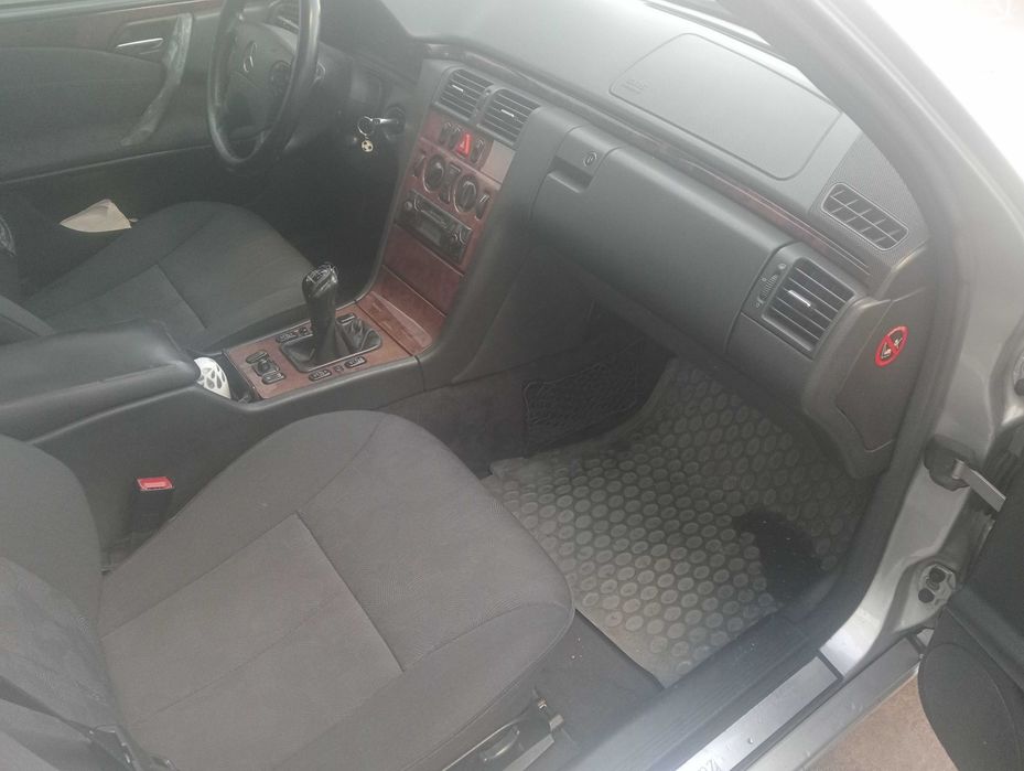 Mercedes e 220 cdi