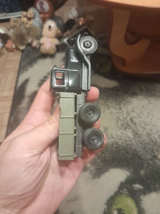 Модели машин 1:43