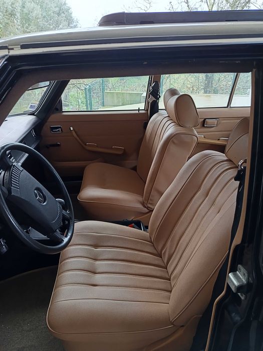 Carro antigo Mercedez
